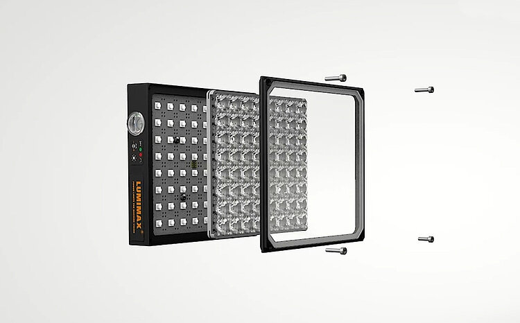 Changing a lens array of the LUMIMAX® Area Lighting LQHP80